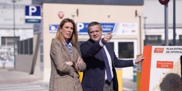 La Comunidad de Madrid amplía en 4.790 plazas de aparcamiento el programa Aparca+T, que permite estacionar gratis a los usuarios del transporte público