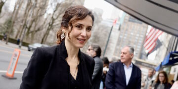 Díaz Ayuso asiste al espectáculo Vuela de Sara Baras, que clausura el 25º Festival de Flamenco de Nueva York
