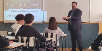 La Comunidad de Madrid organiza sesiones informativas con la Comisión Europea para acercar a los estudiantes los valores y el funcionamiento de la UE