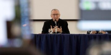 Parolin: invertir en los jóvenes. Sin perspectivas, son presa fácil de extremismos