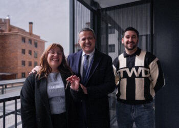 La Comunidad de Madrid supera las 5.200 viviendas entregadas del Plan Vive con una nueva promoción en Navalcarnero