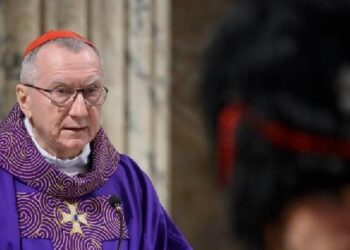 Parolin: que el Señor haga callar las armas y que los hombres se reconcilien