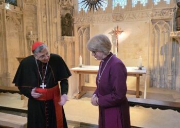 El Papa a la arzobispa de Canterbury: Sigamos dialogando en la verdad