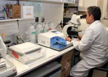 La Comunidad de Madrid unificará el uso de los datos genéticos de los pacientes para aumentar la calidad y seguridad en los diagnósticos