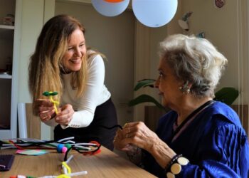La Comunidad de Madrid podrá incorporar hasta 1.800 plazas residenciales más a la red pública de atención a personas mayores con el nuevo Acuerdo Marco