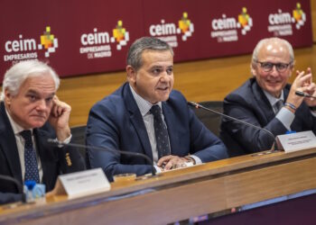 La Comunidad de Madrid reclama al Gobierno central que recupere el corredor ferroviario que conecta la capital con Aranda de Duero y Burgos