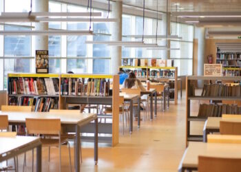 Majadahonda: El Ayuntamiento amplía las plazas y el horario de la Biblioteca Municipal desde el 6 de abril al 12 julio para facilitar el estudio durante los exámenes