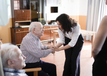 Díaz Ayuso presenta el Plan 40-40, el mayor proyecto de transformación de residencias y centros de día en la región: “Pensamos en el futuro de Madrid”