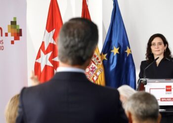 Díaz Ayuso denuncia que la presidenta del Congreso esté vinculada «a una de las tramas de corrupción del Gobierno» por la «compra fraudulenta de material sanitario en pandemia”