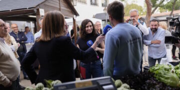 Díaz Ayuso anuncia la renovación de dos ayudas para la incorporación de agricultores y ganaderos al sector primario