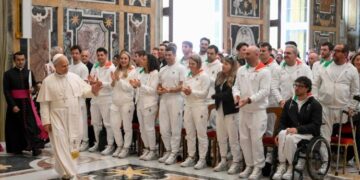 El Papa: en tiempos de guerra, el deporte promueve la lógica del encuentro