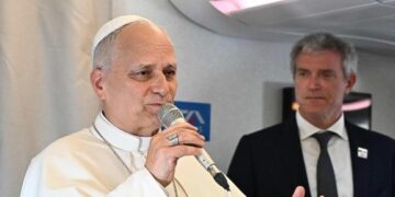 El Papa: estoy en África para animar a los católicos, no para debatir con Trump
