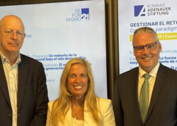 Ayudas de hasta 7.500 euros a empresas que contraten profesionales mayores de 45 años