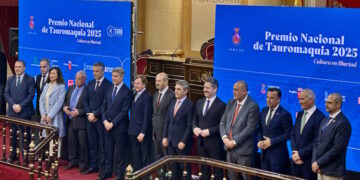Entrega del Premio Nacional de Tauromaquia a Curro Vázquez