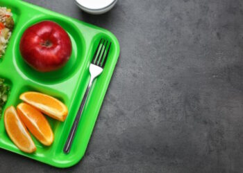 La Comunidad de Madrid ofrecerá desayunos escolares gratuitos a 1.600 niños de familias vulnerables