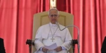 León XIV: la santidad no es un privilegio para unos pocos, compromete a todo bautizado