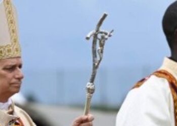 León XIV en Bamenda: No caer en el engaño de mezclar la fe católica con otras creencias