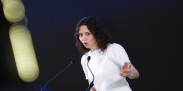 Díaz Ayuso remarca el crecimiento de la economía madrileña un 19,4% respecto a los niveles de prepandemia: “Madrid es un lugar de prosperidad que brilla como nunca”