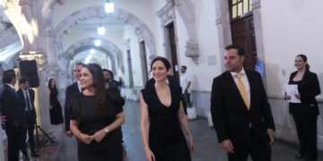 Díaz Ayuso a quienes quieren «sacar rédito político» de su visita a México: “No pretendemos dar ninguna lección de Historia a nadie, ni renegar tampoco de todo lo que hizo España”