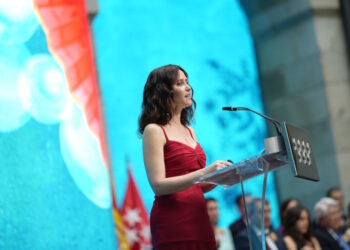 Díaz Ayuso: “La sociedad madrileña es un ejército que camina unido, no se deja controlar por nadie y responde en defensa de su libertad”