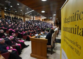 León XIV presenta la encíclica: desarmar la IA, no a lógicas de exclusión y dominio
