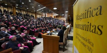 León XIV presenta la encíclica: desarmar la IA, no a lógicas de exclusión y dominio