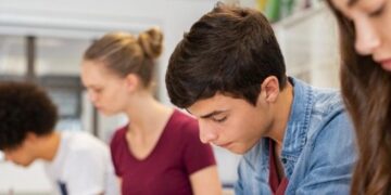 Abierto el plazo de solicitud de las becas de Bachillerato que beneficiarán a más de 17.000 alumnos