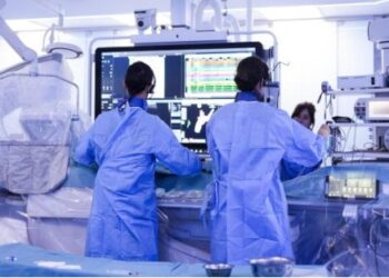La Comunidad de Madrid reduce todas sus listas de espera sanitarias, cerca de tres veces por debajo de la media nacional en intervenciones quirúrgicas