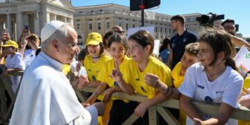 Catequesis: El Papa León XIV recuerda que la fe se vive, no solo se estudia