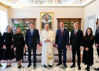 León XIV se reúne con Marco Rubio: reiterado el compromiso con la paz