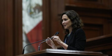 Díaz Ayuso denuncia el “intolerable abandono” sufrido en México por el Gobierno de España: “Nos podía haber ocurrido cualquier cosa, no quise poner en peligro a mi equipo”
