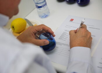 Primer Concurso de Catadores de Aceite de Oliva Virgen para apoyar la excelencia de este sector