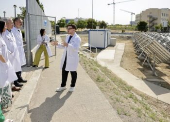 Despliegue de laboratorios que integran IA, robótica y automatización para transformar la ciencia y la industria