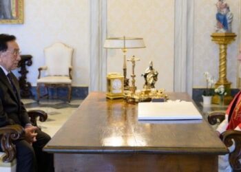El Papa recibe en audiencia al presidente de Perú