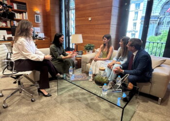 La Comunidad de Madrid felicita a Valeria Fragola, alumna que ha logrado la mejor nota en la PAU