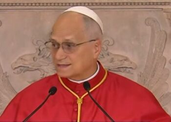 El Papa pide «abandonar las narrativas divisivas y polarizantes de vuestra realidad social»