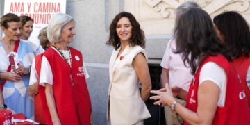 Díaz Ayuso agradece la labor social de Cáritas Diocesana en el Día de la Caridad