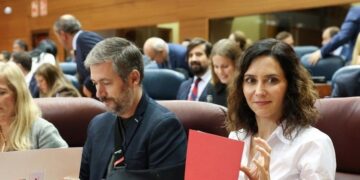 Díaz Ayuso acusa al PSOE de “montar una trama corrupta para defender al One a costa de cargarse la democracia”