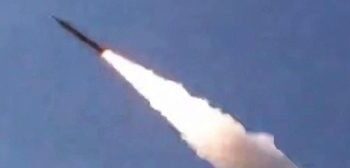 Escalada de ataques entre Estados Unidos e Irán. Cinco países del Golfo alcanzados