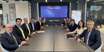 López Valverde se reúne con Samsung Electronics Iberia para avanzar en la identificación de casos de IA con impacto en la Administración