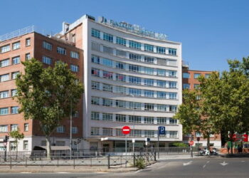 La Comunidad de Madrid vuelve a liderar en 2026 la lista de los 25 mejores hospitales de España, con seis públicos entre los 10 primeros