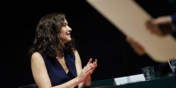 Díaz Ayuso reivindica el imperio de la ley frente a quienes promueven el “todo vale” que conduce a la “tiranía” y la “ley de la selva”