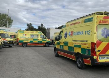 El SUMMA 112 de la Comunidad de Madrid atiende desde el inicio del incendio a 80 pacientes, 15 de ellos trasladados al hospital con pronóstico leve