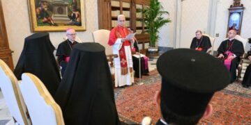 El Papa: Los cristianos unidos en la fe están llamados a ser un signo creíble de paz