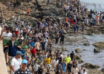 Ceuta: el Papa expresa su preocupación por la situación migratoria y pide diálogo