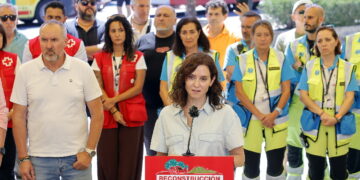 Díaz Ayuso anima a ciudadanos y turistas a visitar la Sierra Oeste: “Ahora más que nunca hay que apoyar a todos los proyectos que llevan muchos empleos detrás”