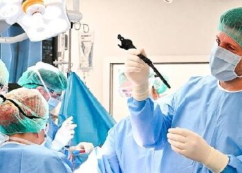 El Hospital Gregorio Marañón fabrica e implanta la primera prótesis ósea de metamaterial personalizada del mundo