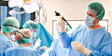 El Hospital Gregorio Marañón fabrica e implanta la primera prótesis ósea de metamaterial personalizada del mundo