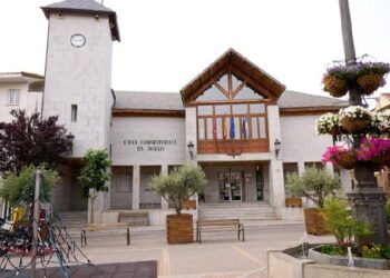 Mejoras en las plazas mayores de diez municipios con una inversión de cerca de 2 millones de euros