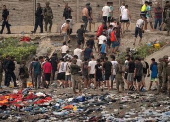 La Iglesia en España reclama una respuesta humanitaria a la situación migratoria en Ceuta